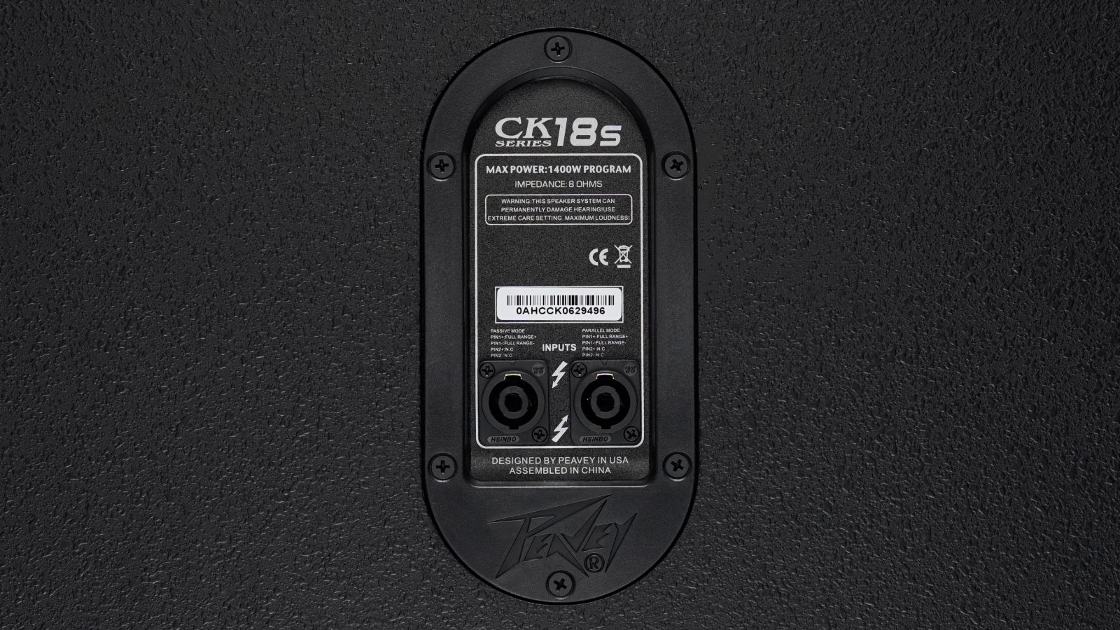 Sub Peavey CK18S