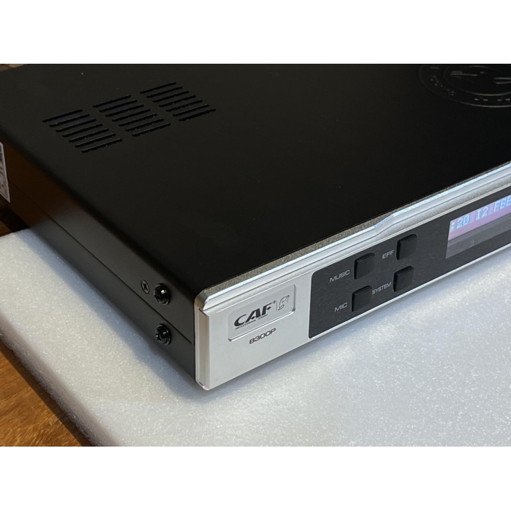 Vang Số CAF 8300P