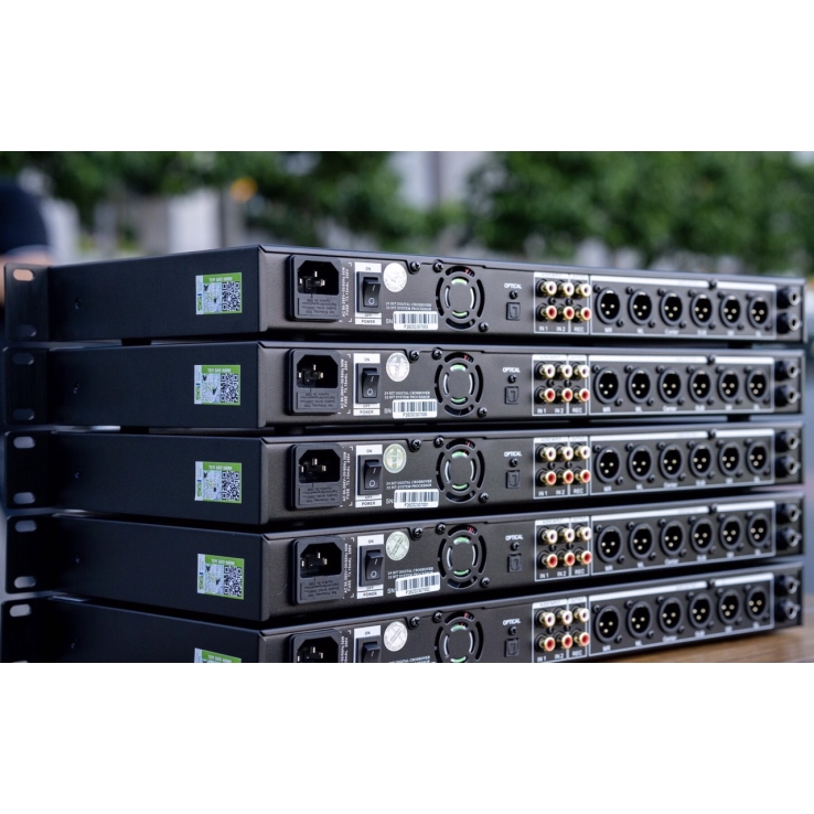 Vang số Dbacoustic F35