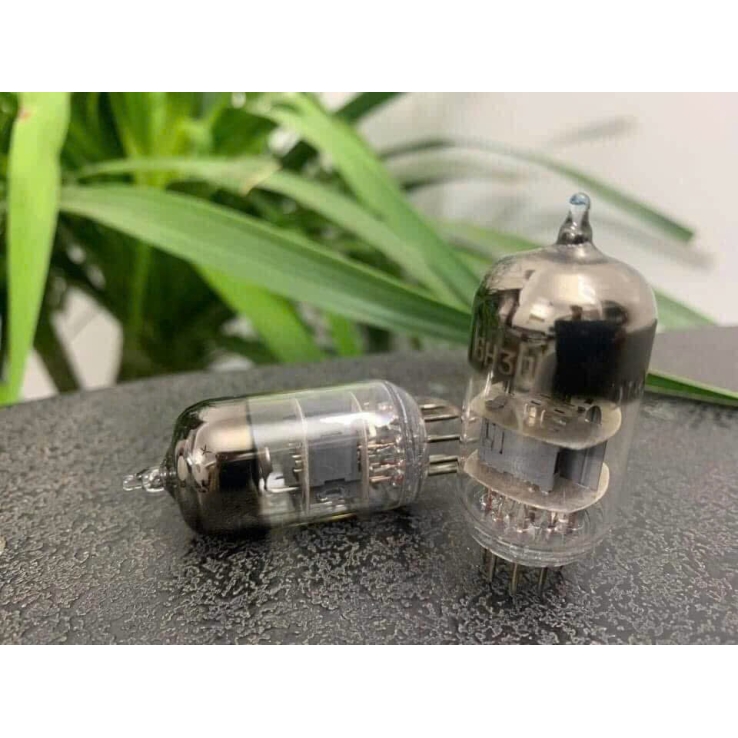Vang Số Bóng Đèn AVPRO K9000